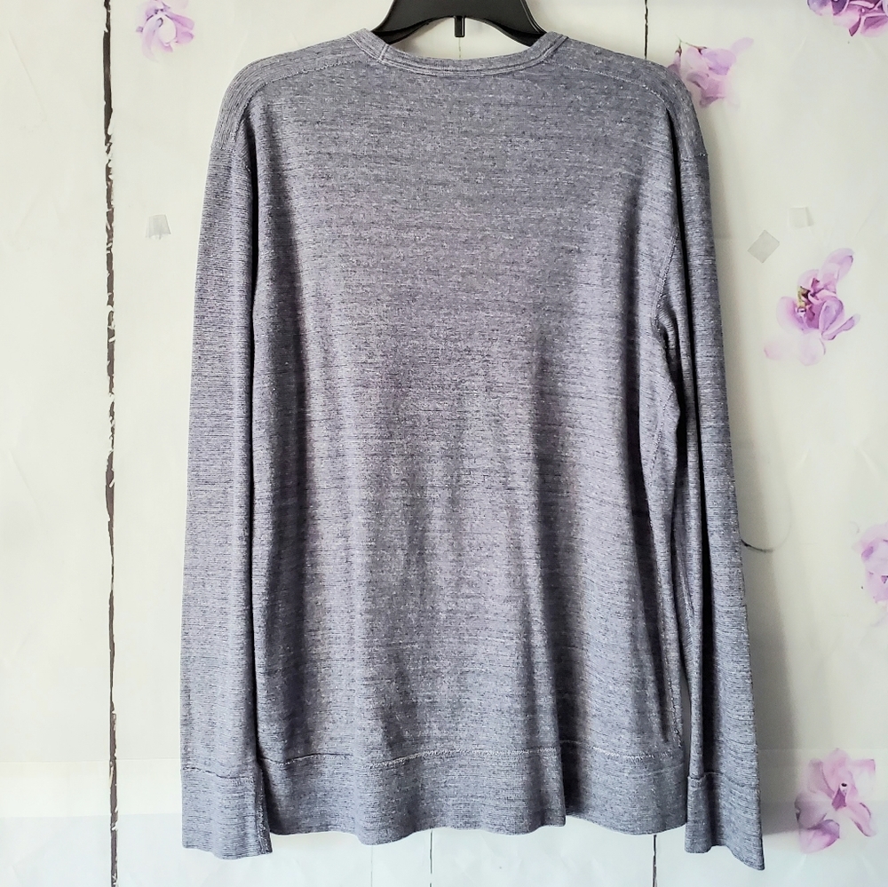*SOLD* J. Crew Bluish Grey Knit Crew Neck Shirt L - Picture 3 of 11
